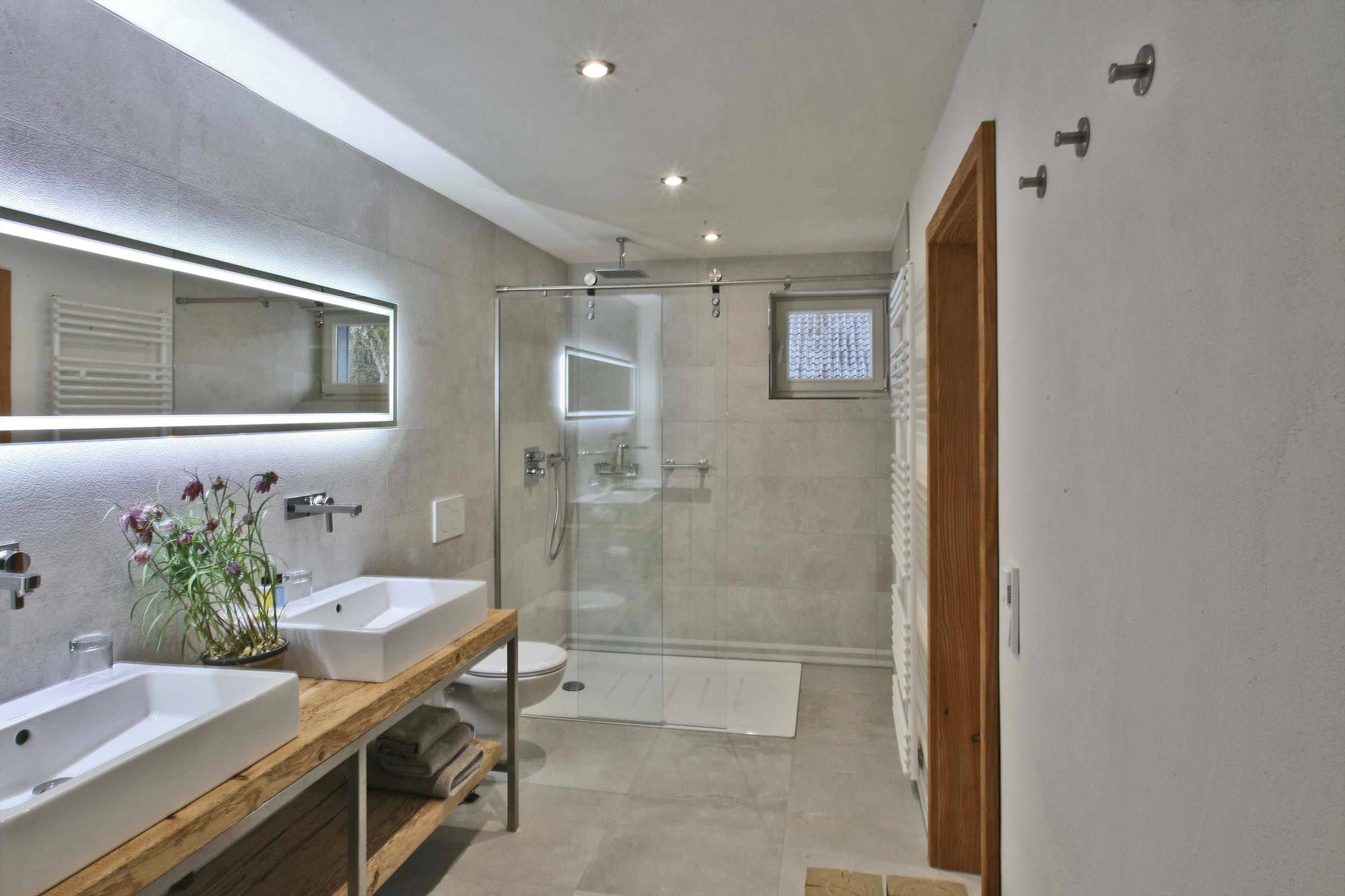 Severich & Partner Architekt Architektur Messebau Bauprojekte Hochbau Wohngebäude Wohnung Wohnen Roetgen Aachen Köln Eifel Nordeifel Innenausbau Haus bauen Renovieren Renovierung Ferienhaus Eifelbarn Urlaub